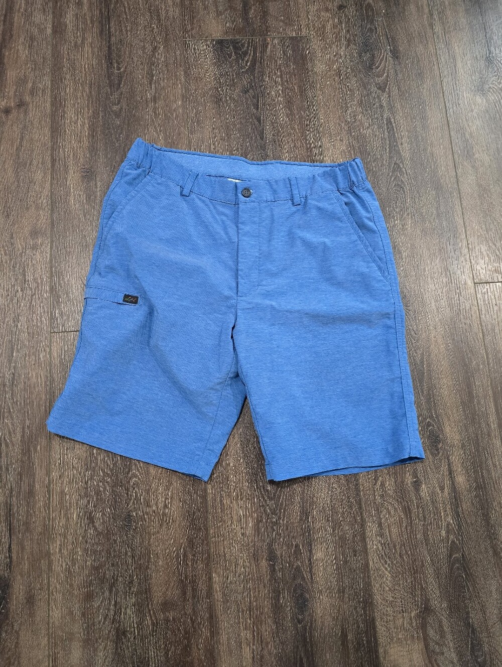 Men's Cargo Shorts in Bright Blue - Greg Norman